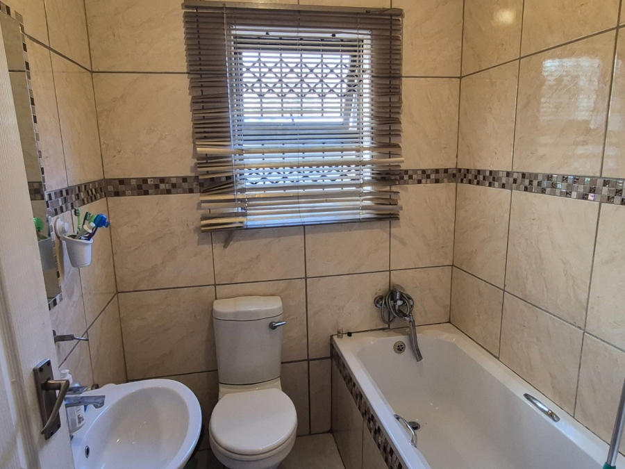 3 Bedroom Property for Sale in Kwadwesi Eastern Cape